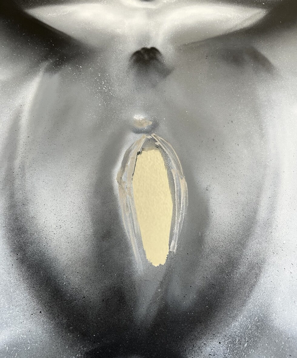 THE ACTUAL START by HEEM — exposed mirror and changing reflection detail